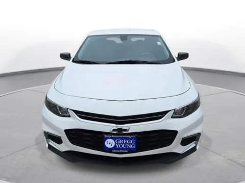 Another view of 2018 Chevrolet Malibu LT for sale in Plattsmouth, NE at Gregg Young Plattsmouth