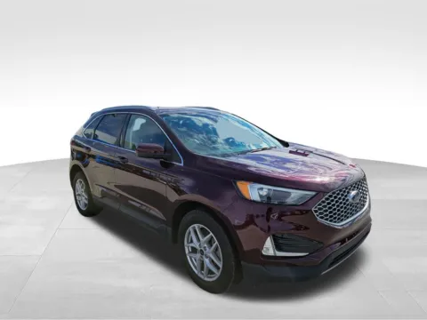 More photos of 2023 Ford Edge SEL at Gregg Young Plattsmouth, NE