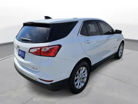 More photos of 2018 Chevrolet Equinox LT at Gregg Young Plattsmouth, NE