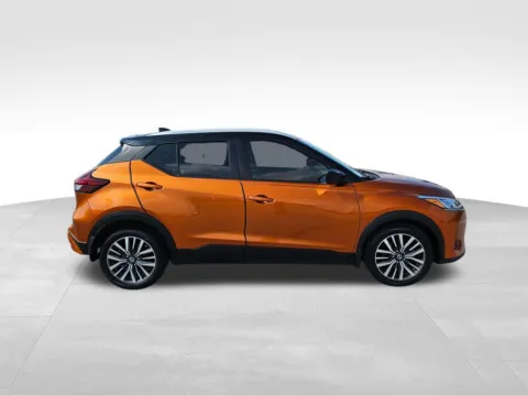 More photos of 2021 Nissan Kicks SV at Gregg Young Plattsmouth, NE