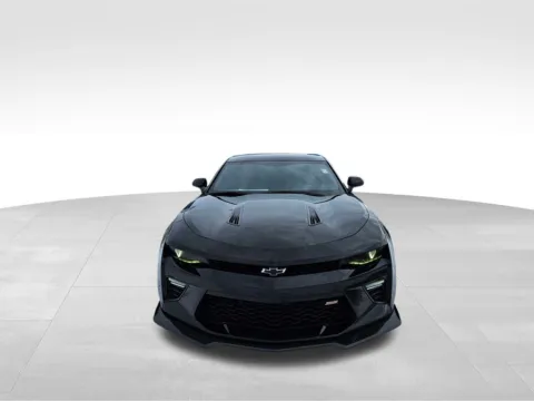 Photos of 2018 Chevrolet Camaro SS for sale in Plattsmouth, NE at Gregg Young Plattsmouth