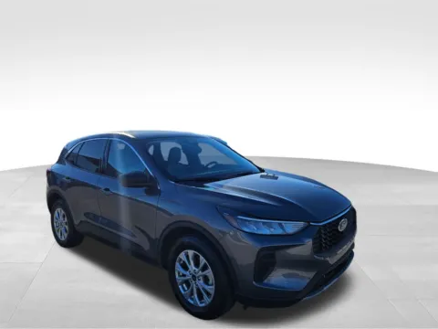 More photos of 2023 Ford Escape Active at Gregg Young Plattsmouth, NE