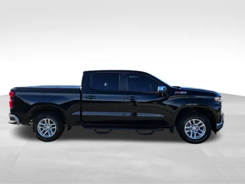 More photos of 2020 Chevrolet Silverado 1500 LT at Gregg Young Plattsmouth, NE