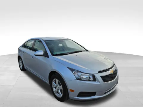 More photos of 2014 Chevrolet Cruze 1LT at Gregg Young Plattsmouth, NE