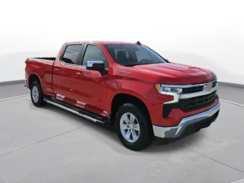 More photos of 2024 Chevrolet Silverado 1500 LT at Gregg Young Plattsmouth, NE