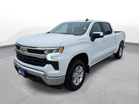 Photos of 2025 Chevrolet Silverado 1500 LT for sale in Plattsmouth, NE at Gregg Young Plattsmouth