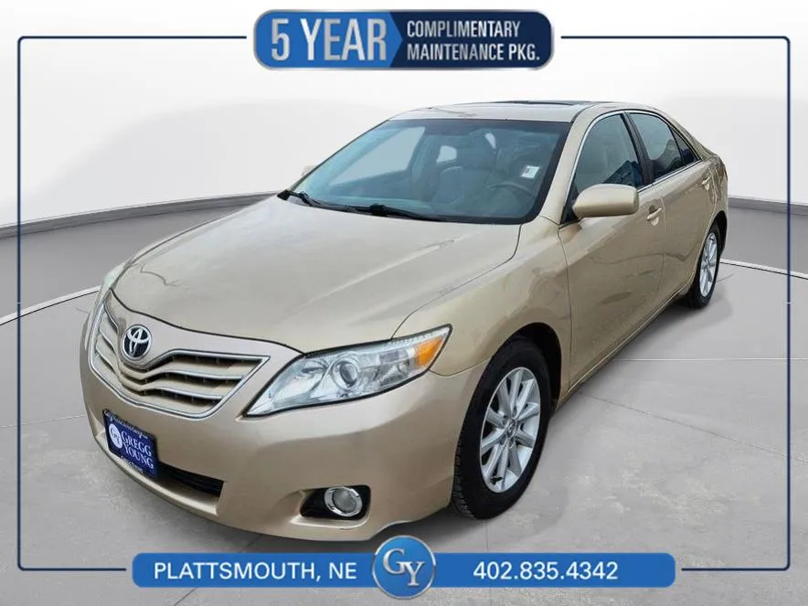 Beige 2010 Toyota Camry XLE V6 for sale in Plattsmouth, NE