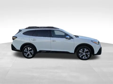 More photos of 2020 Subaru Outback Touring at Gregg Young Plattsmouth, NE