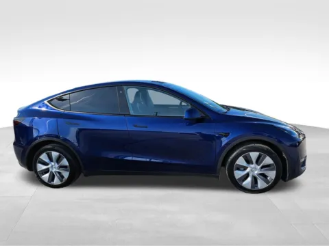 More photos of 2023 Tesla Model Y Long Range at Gregg Young Chevrolet Of Plattsmouth, NE