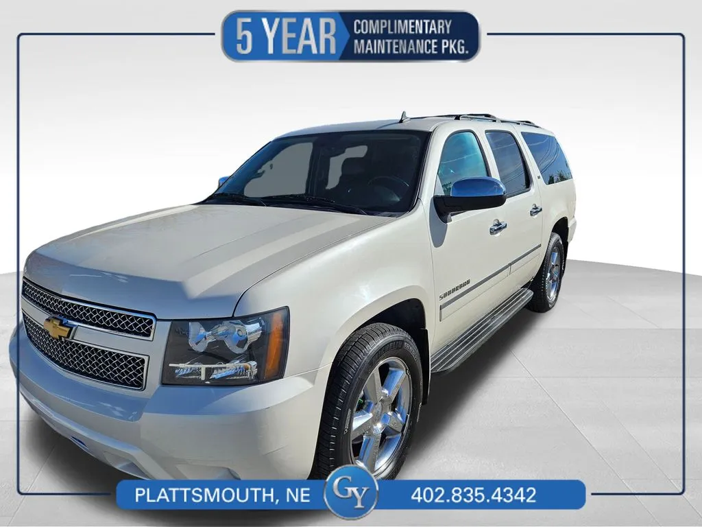 White 2013 Chevrolet Suburban 1500 LTZ for sale in Plattsmouth, NE