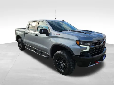 More photos of 2023 Chevrolet Silverado 1500 ZR2 at Gregg Young Plattsmouth, NE