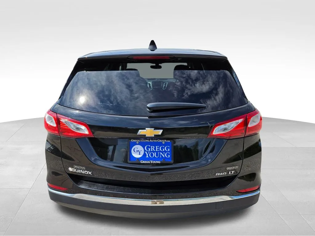 2019 Chevrolet Equinox LT photo 3