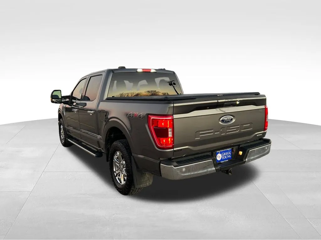 2022 Ford F-150 XLT photo 2
