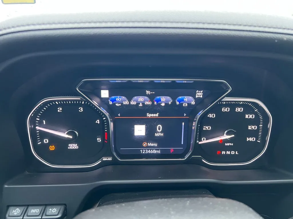 2021 Gmc Sierra 2500 HD Denali Ultimate photo 3