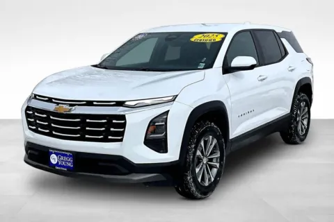 White 2025 Chevrolet Equinox LT for sale in Marshalltown, IA