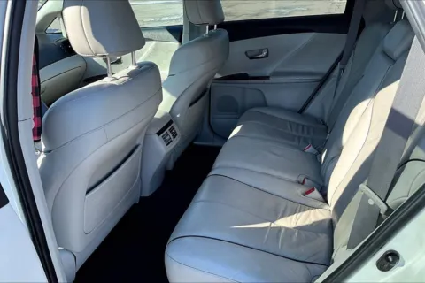 More photos of 2009 Toyota Venza at Gregg Young Chevrolet Marshalltown, IA