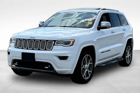 White 2021 Jeep Grand Cherokee Overland for sale in Marshalltown, IA