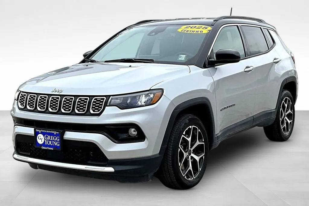 Silver 2025 Jeep Compass Limited for sale in Marshalltown, IA