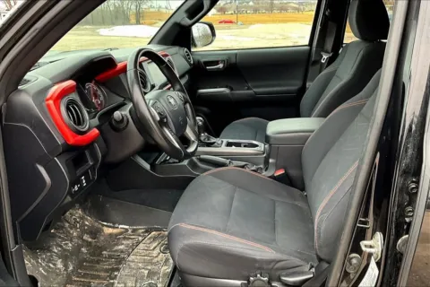 More photos of 2016 Toyota Tacoma TRD Sport at Gregg Young Chevrolet Marshalltown, IA