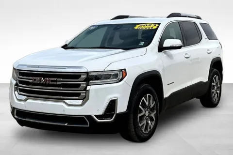 White 2023 GMC Acadia SLE for sale in Marshalltown, IA