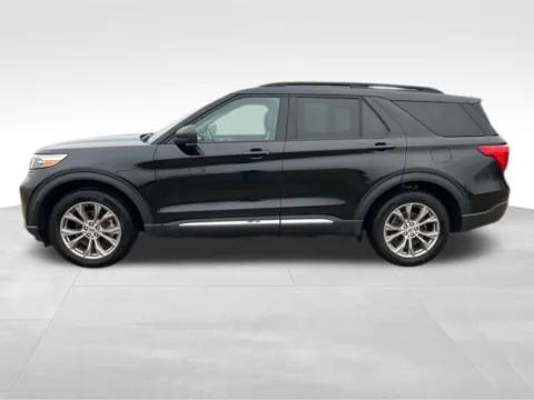 Another view of 2022 Ford Explorer XLT for sale in Ottumwa, IA at Gregg Young Toyota of Ottumwa