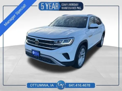 White 2023 Volkswagen Atlas Cross Sport 2.0T SE w/Technology for sale in Ottumwa, IA