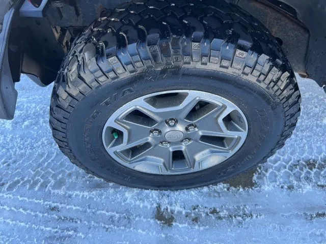 2013 Jeep Wrangler Rubicon photo 3