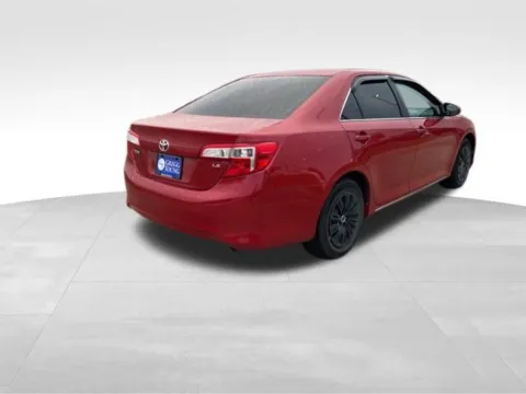 More photos of 2013 Toyota Camry LE at Gregg Young Toyota of Ottumwa, IA