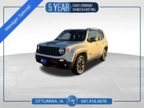 Silver 2015 Jeep Renegade Trailhawk for sale in Ottumwa, IA
