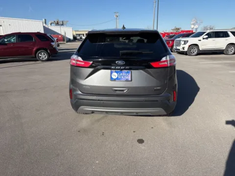 More photos of 2024 Ford Edge SEL at Gregg Young Toyota of Ottumwa, IA