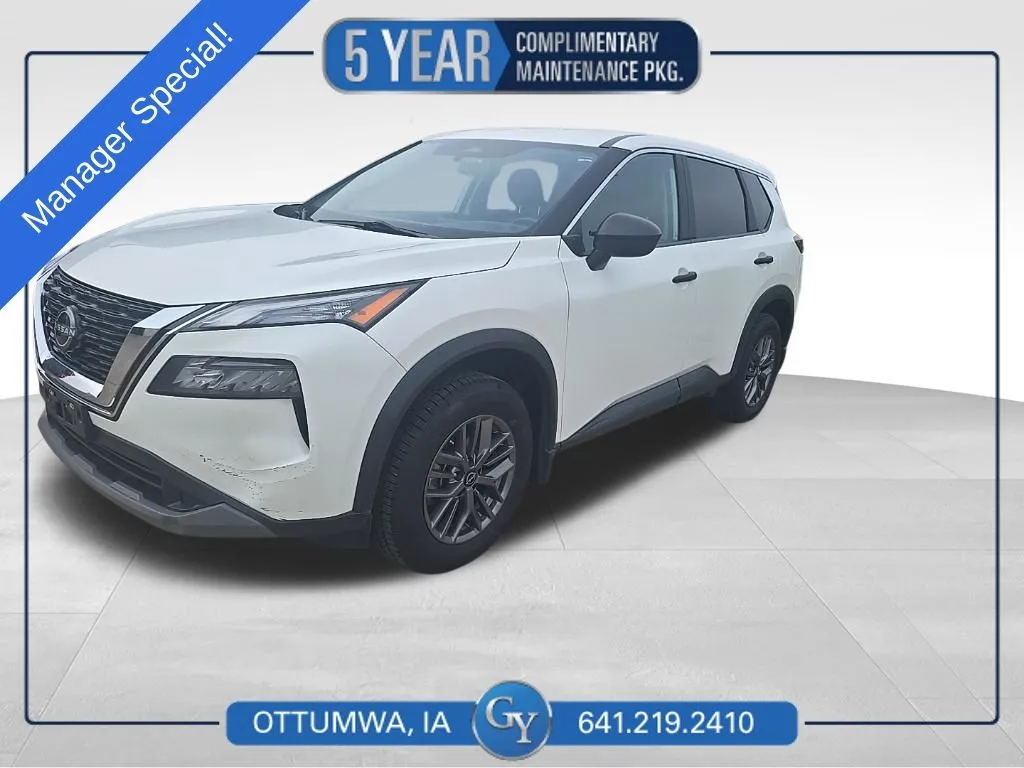 White 2023 Nissan Rogue S for sale in Ottumwa, IA