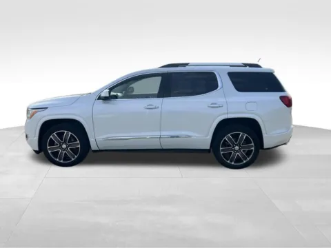 More photos of 2018 GMC Acadia Denali at Gregg Young Toyota of Ottumwa, IA