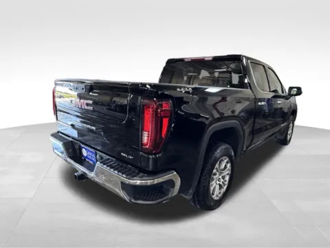More photos of 2025 GMC Sierra 1500 SLT at Gregg Young Toyota of Ottumwa, IA