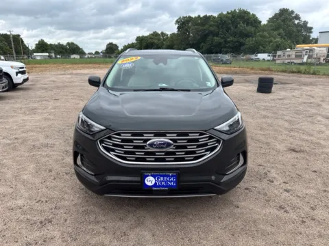 More photos of 2022 Ford Edge SEL at Gregg Young Toyota of Ottumwa, IA
