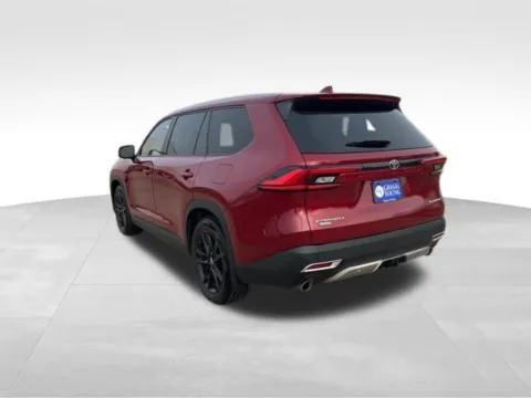 More photos of 2024 Toyota Grand Highlander Hybrid MAX Platinum at Gregg Young Toyota of Ottumwa, IA