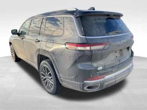 Another view of 2021 Jeep Grand Cherokee L Summit for sale in Ottumwa, IA at Gregg Young Toyota of Ottumwa