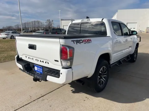 More photos of 2022 Toyota Tacoma TRD Sport at Gregg Young Toyota of Ottumwa, IA