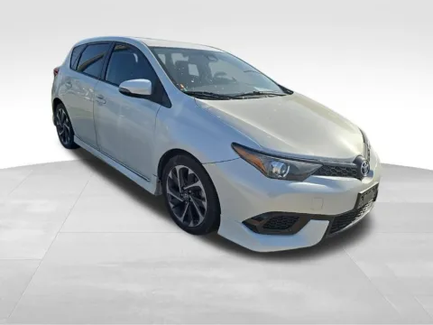 More photos of 2017 Toyota Corolla iM at Gregg Young Toyota of Ottumwa, IA