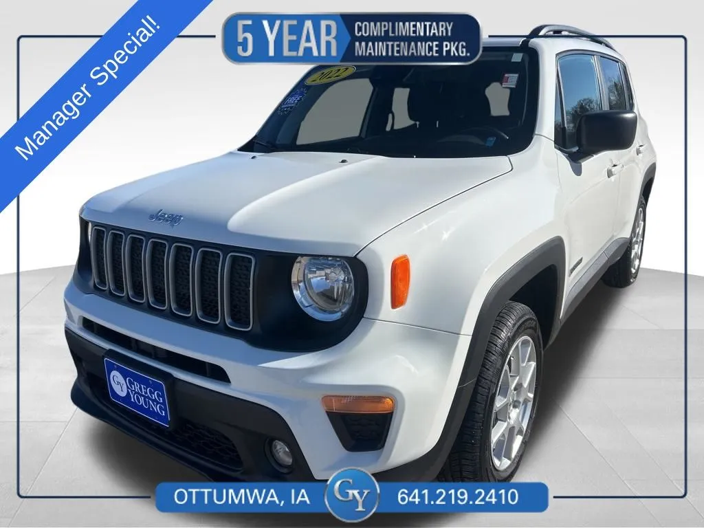 White 2022 Jeep Renegade Latitude for sale in Ottumwa, IA
