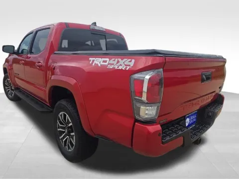 More photos of 2022 Toyota Tacoma TRD Sport at Gregg Young Toyota of Ottumwa, IA
