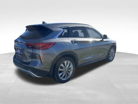 More photos of 2021 INFINITI QX50 LUXE at Gregg Young Toyota of Ottumwa, IA