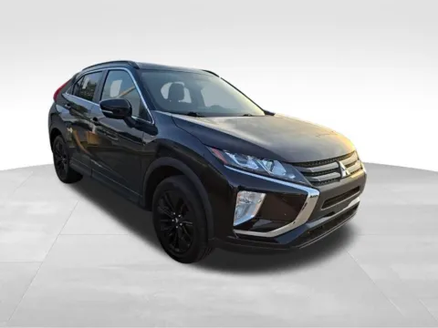 More photos of 2019 Mitsubishi Eclipse Cross LE at Gregg Young Toyota of Ottumwa, IA