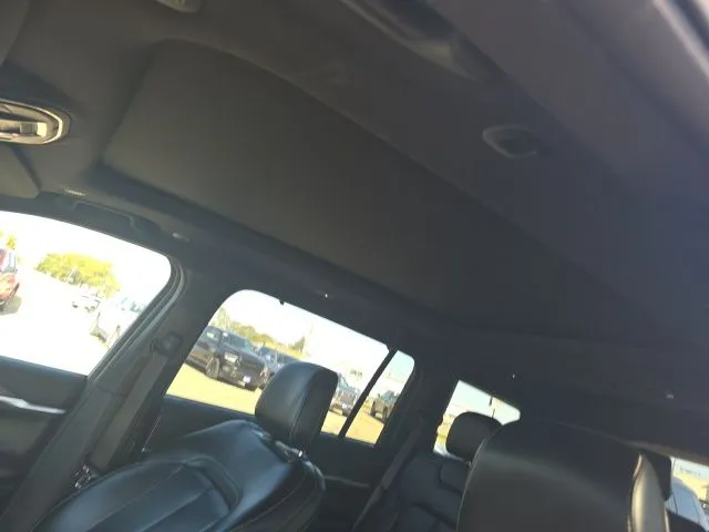 2024 Jeep Grand Cherokee Limited photo 4