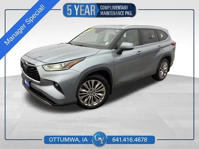 Green 2022 Toyota Highlander Hybrid Platinum for sale in Ottumwa, IA
