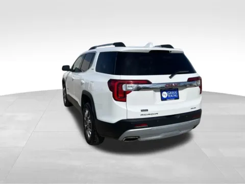 More photos of 2023 GMC Acadia SLT at Gregg Young Toyota of Ottumwa, IA