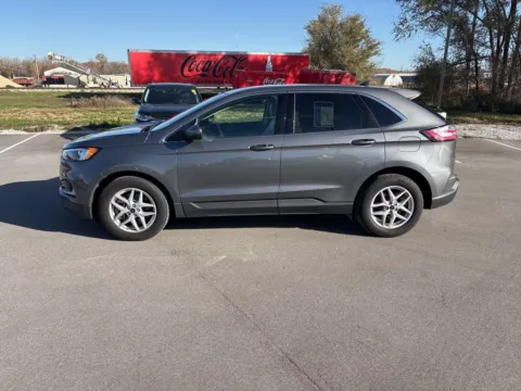 Photos of 2024 Ford Edge SEL for sale in Ottumwa, IA at Gregg Young Toyota of Ottumwa