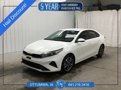 White 2024 Kia Forte LXS for sale in Ottumwa, IA