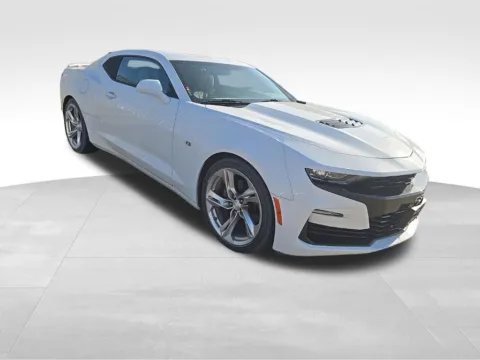 More photos of 2019 Chevrolet Camaro SS at Gregg Young Toyota of Ottumwa, IA