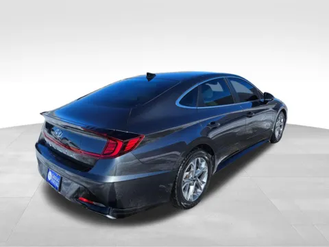 More photos of 2023 Hyundai Sonata SEL at Gregg Young Toyota of Ottumwa, IA