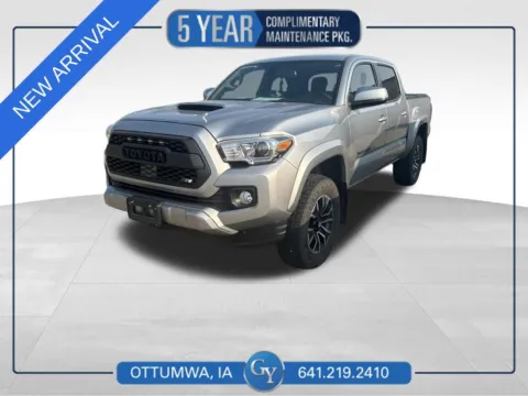 Silver 2020 Toyota Tacoma TRD Sport for sale in Ottumwa, IA